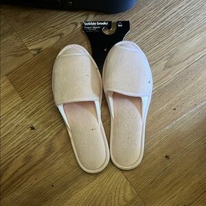 Bobbie Brooks Pink Slippers Slip-On Comfort